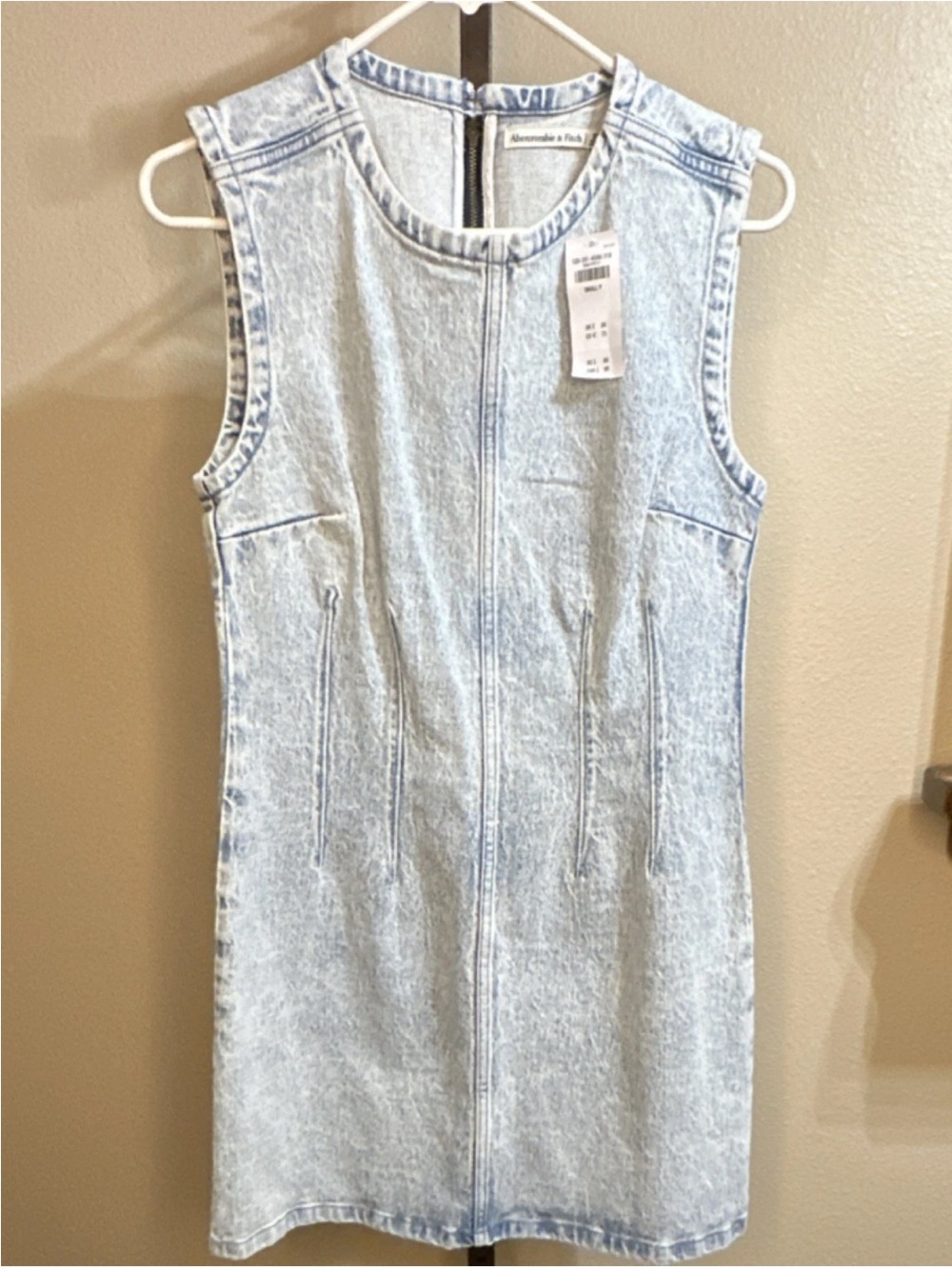 Abercrombie & Fitch Light Acid Wash Denim Shift Dress